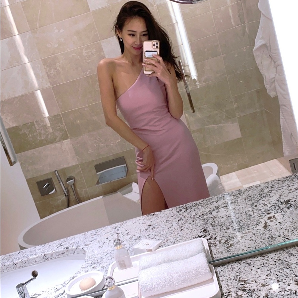 REVOLVE XS MAUVE DRESS
